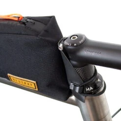Restrap Top Tube Bag Oberrohrtasche - Schwarz -Fahrradzubehör 00 Top Tube Bag3