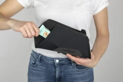 Fidlock TWIST Essential Bag + Bike Base Set - L Schwarz 33 Fidlock TWIST Essential Bag + Bike Base Set - L Schwarz -Fahrradzubehör 09662 BLK fidlock twist essentialbag sidepocket bar