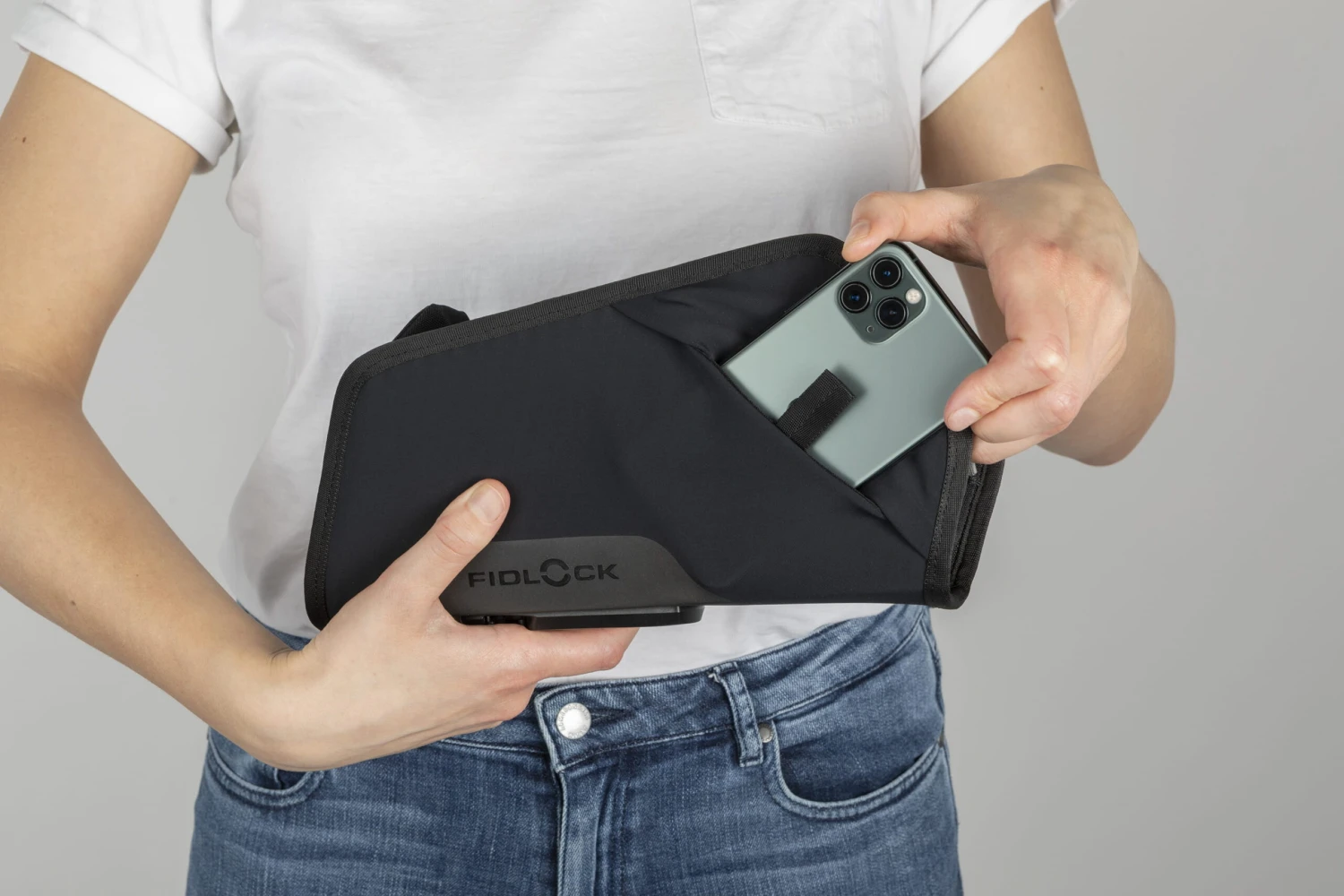 Fidlock TWIST Essential Bag + Bike Base Set - L Schwarz 18 Fidlock TWIST Essential Bag + Bike Base Set - L Schwarz – Bild 16