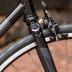 All-city Big Block Komplettrad - Black/Grey -Fahrradzubehör 20201122 ACT BigBlock StPaul VanityPhotos 568206 034 Cropa6FQC8Pxh1MW7