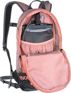 Evoc Joyride 4 L - Kids Rucksack - Pink/Grau 7 Evoc Joyride 4 L - Kids Rucksack - Pink/Grau -Fahrradzubehör 4250450724841 JOYRIDE 4L DUSTYPINK CARBON GREY D2