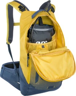 Evoc Trail Pro 10L - Rucksack - Curry/Denim 11 Evoc Trail Pro 10L - Rucksack - Curry/Denim -Fahrradzubehör 4250450726500 TRAIL PRO 10L CURRY DENIM S M D4