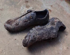 Gran Tourer II Gravel Shoe - Black -Fahrradzubehör QUOC Gran Tourer II Black Gravel Cycling Shoe Lifestyle 1 1100x